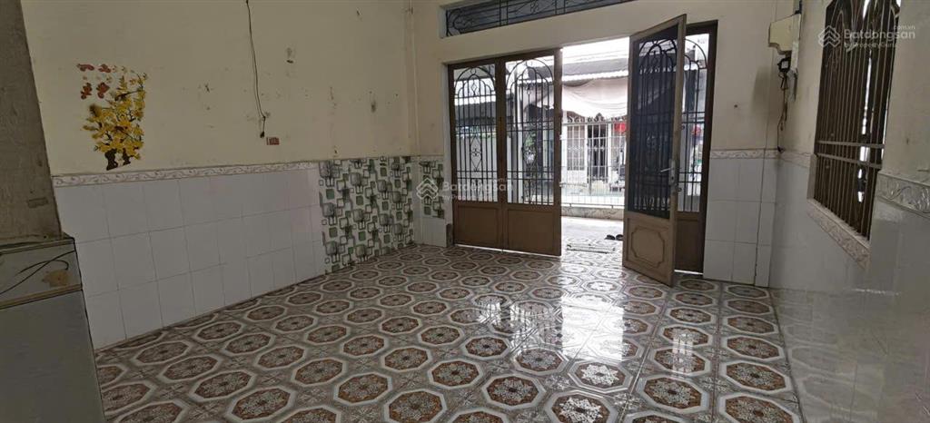 Cho thuê nhà nguyên căn đầu hẻm nguyễn thị tồn  bình thủy  cần thơ  xe ô tô 16 chỗ vào tận nhà