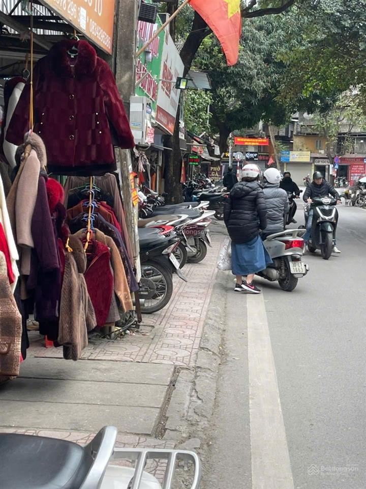 Bán nhà tập thể tầng 1 mặt phố thành công, quận ba đình giá tốt.  chính chủ 0912 895 ***