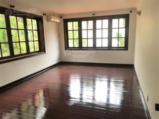 Cho thuê căn liền kề mễ trì, đồng me gần phạm hùng, golden place ô tô đỗ tránh.