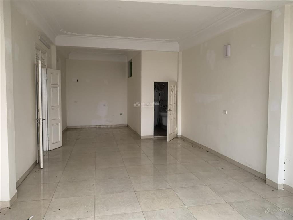 Cho thuê nhà mặt phố cầu diễn 5 tầng 1 tum, kinh doanh, văn phòng, ở
