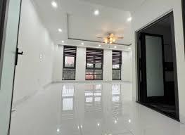 Cho thuê nhà 5 tầng ở cuối đường hàm nghi, oto đỗ.