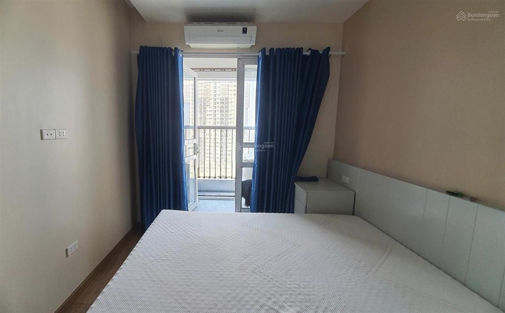 Cho thuê căn hộ chung cư ct12 văn phú hà đông 2 ngủ, 2 vs, gần full đồ.