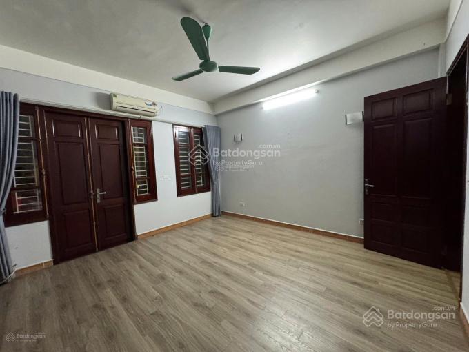 Cho thuê nhà ở mễ trì thượng 120m2, 4 tầng, vỉa hè, ô tô đỗ tránh
