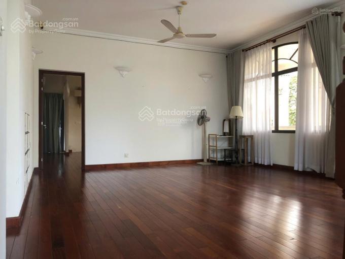 Cho thuê liền kề, biệt thự ở đồng me, mễ trì gần keangnam, golden place, ô tô đỗ tránh