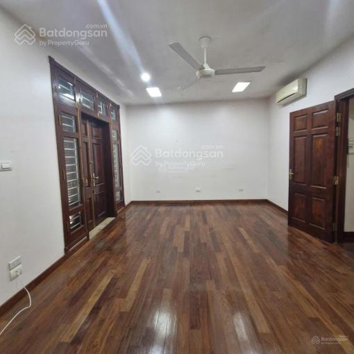 Cho thuê biệt thự ở mễ trì 120m2x4t, gần keangnam, phạm hùng, ô tô tải đỗ tránh