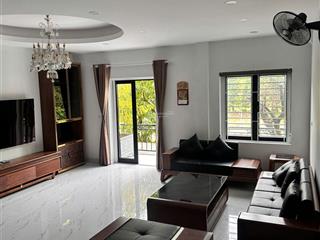 Cho thuê liền kề xuân phương 100m2, 5 tầng, full đồ đẹp, thang máy, vỉa hè, oto đỗ tránh