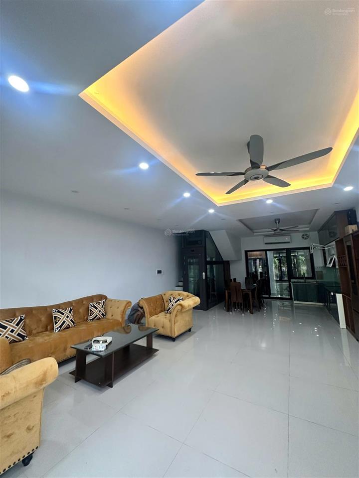 Cho thuê liền kề xuân phương 100m2, 5 tầng, full đồ đẹp, thang máy, vỉa hè, ô tô đỗ tránh