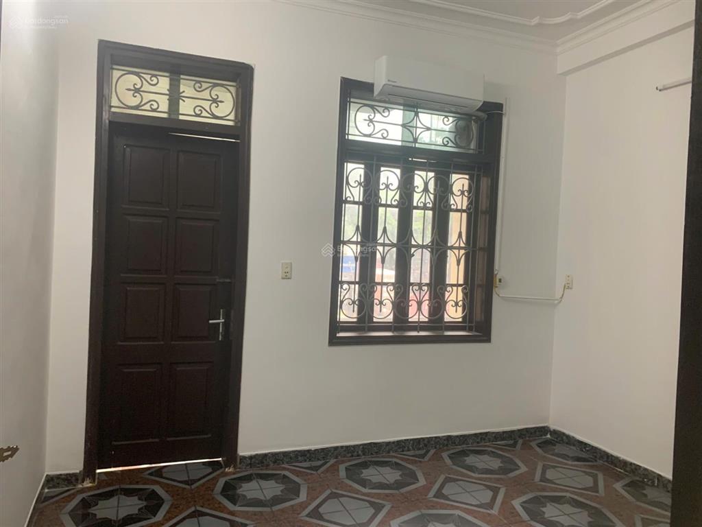 Nhà riêng hồ tùng mậu 45m2 x 4 tầng, 6 phòng ngủ, ô tô đỗ cửa