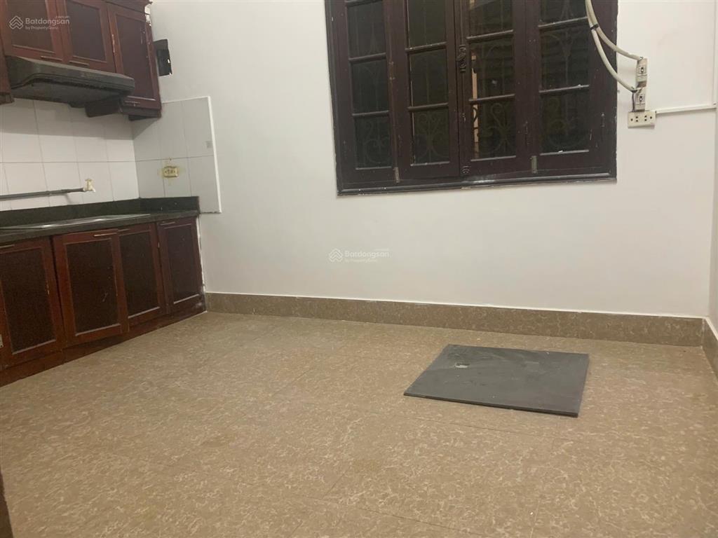Nhà riêng hồ tùng mậu 45m2 x 4 tầng, 6 phòng ngủ, ô tô đỗ cửa