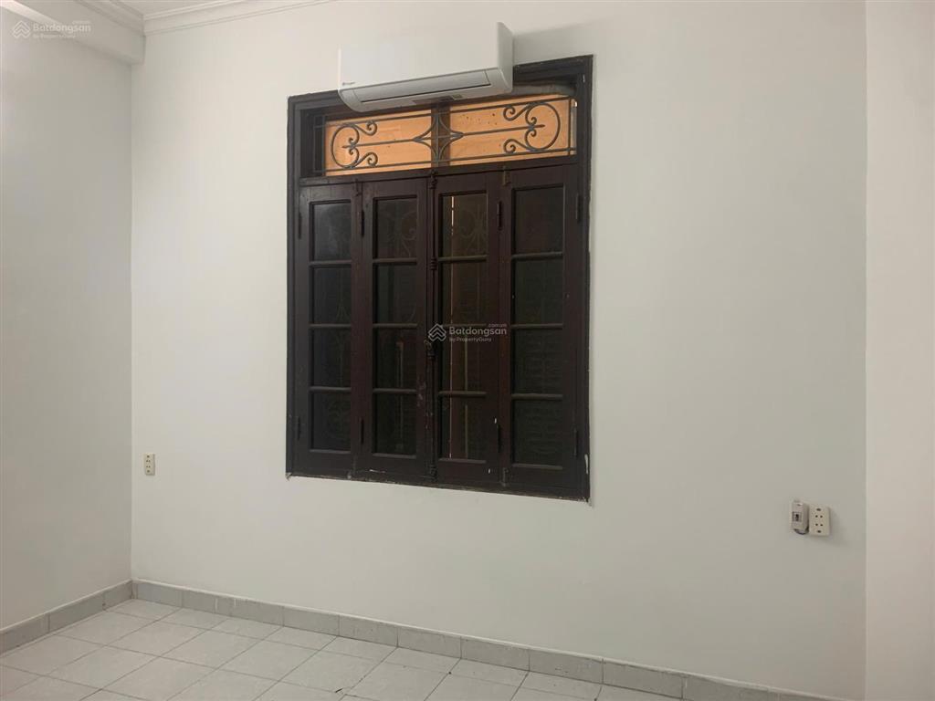 Nhà riêng hồ tùng mậu 45m2 x 4 tầng, 6 phòng ngủ, ô tô đỗ cửa