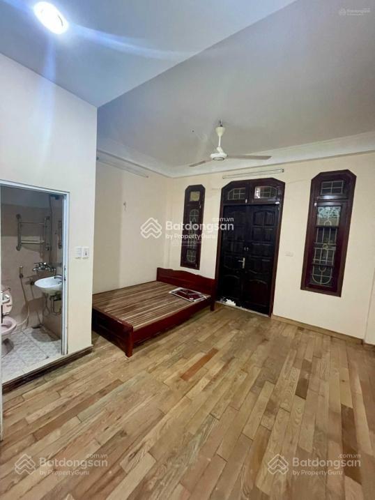 Cho thuê nhà ở mỹ đình, đình thôn 5 tầng,ô tô đỗ