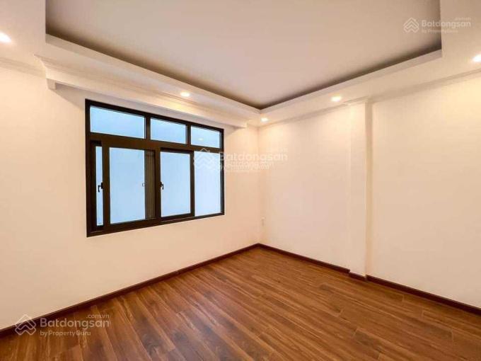 Cho thuê nhà 5 tầng ở hồ tùng mậu, đường ô tô tải đỗ tránh.