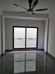 Cho thuê nhà ở nguyễn cơ thạch 80m2, 5 tầng, kinh doanh tốt, vỉa hè, ô tô đỗ tránh