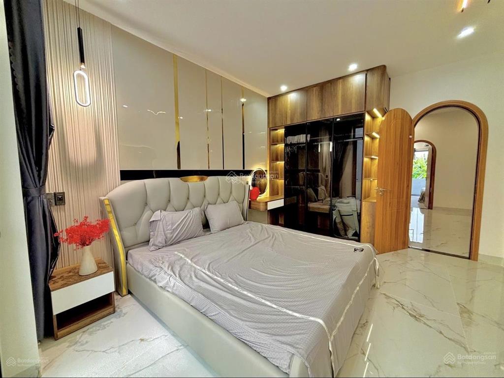 Bán nhà 3 tầng luxury hòa xuân full nội thất cao cấp, vị trí kinh doanh đẹp