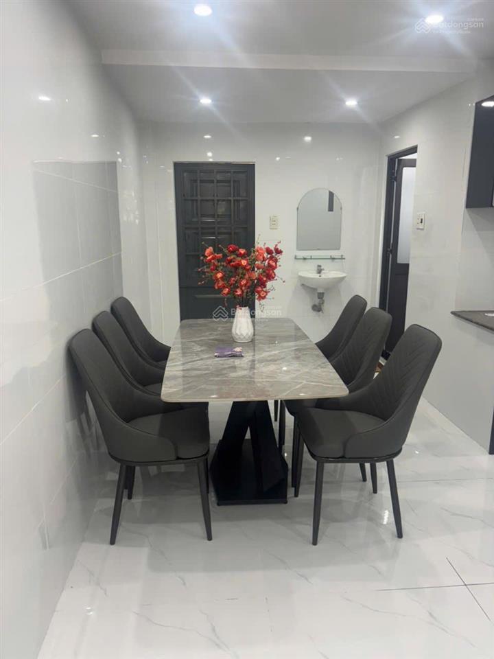 Chủ cần bán gấp nhà 2 tầng hòa xuân chỉ nhỉnh 5 tỷ