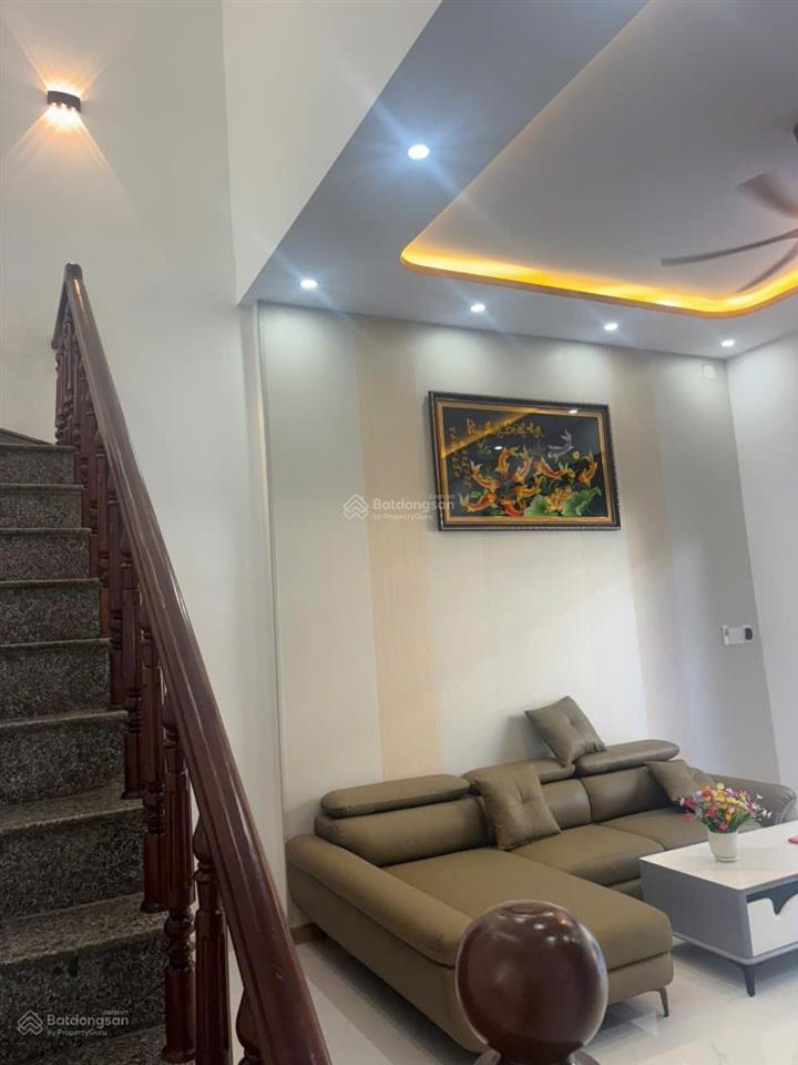 Chủ cần bán gấp nhà 2 tầng hòa xuân chỉ nhỉnh 5 tỷ