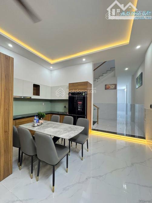 Giảm giá cực sốc cơ hội sở hữu nhà mặt tiền đường 7m5 hòa xuân chỉ hơn 6 tỷ!