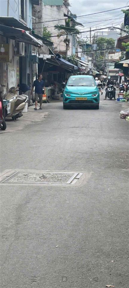 Bán nhà đẹp mới xây 1 trệt 1 lầu hẻm ô tô, ngắn và thông suốt, gần chợ.