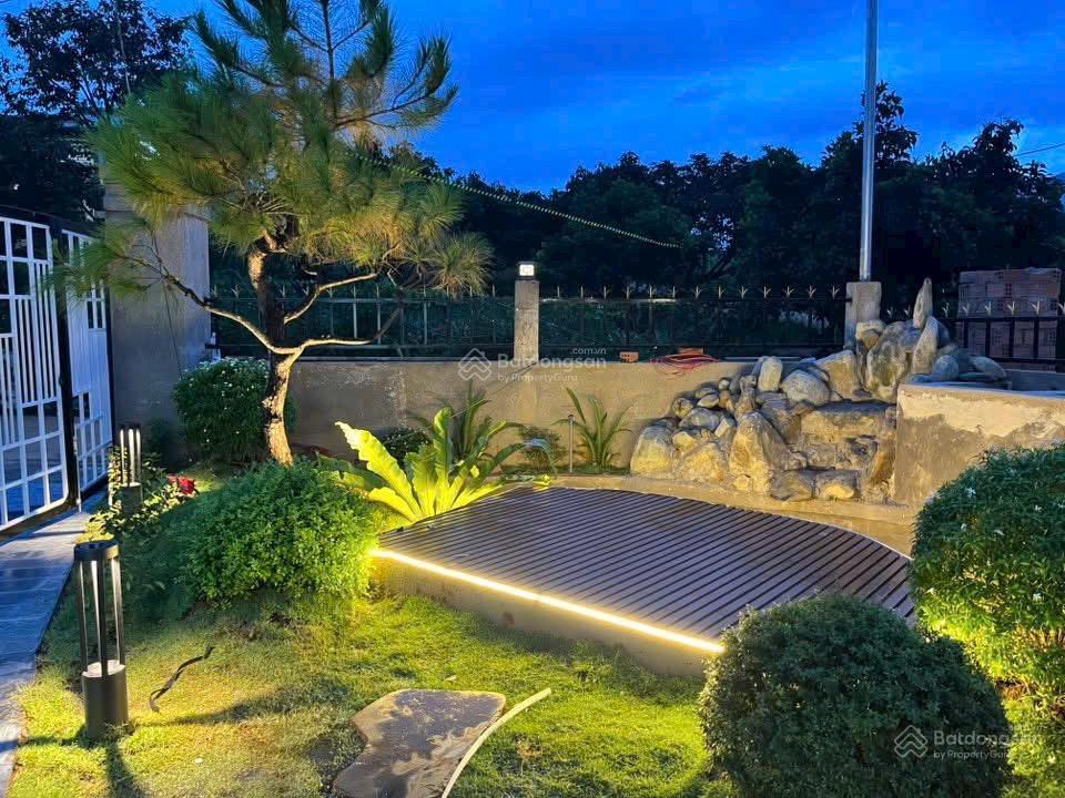 Bán căn nhà nghỉ dưỡng ven đà lạt view cao thoáng đẹp thiết kế trang trọng phù hợp nghỉ dưỡng