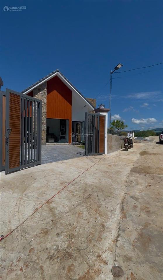 Bán căn village nghỉ dưỡng ven đà lạt thiết kế đẹp sang trọng đầy đủ nội thất chỉ 3,65 tỷ