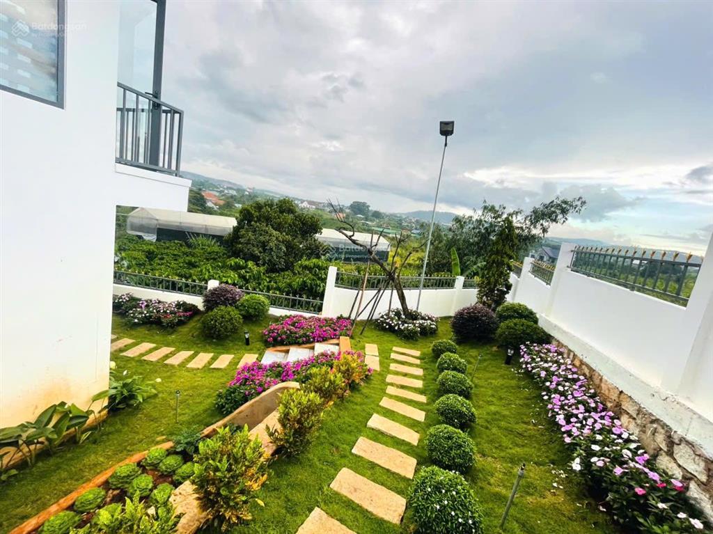 Bán căn village nghỉ dưỡng ven đà lạt thiết kế đẹp sang trọng đầy đủ nội thất chỉ 3,65 tỷ
