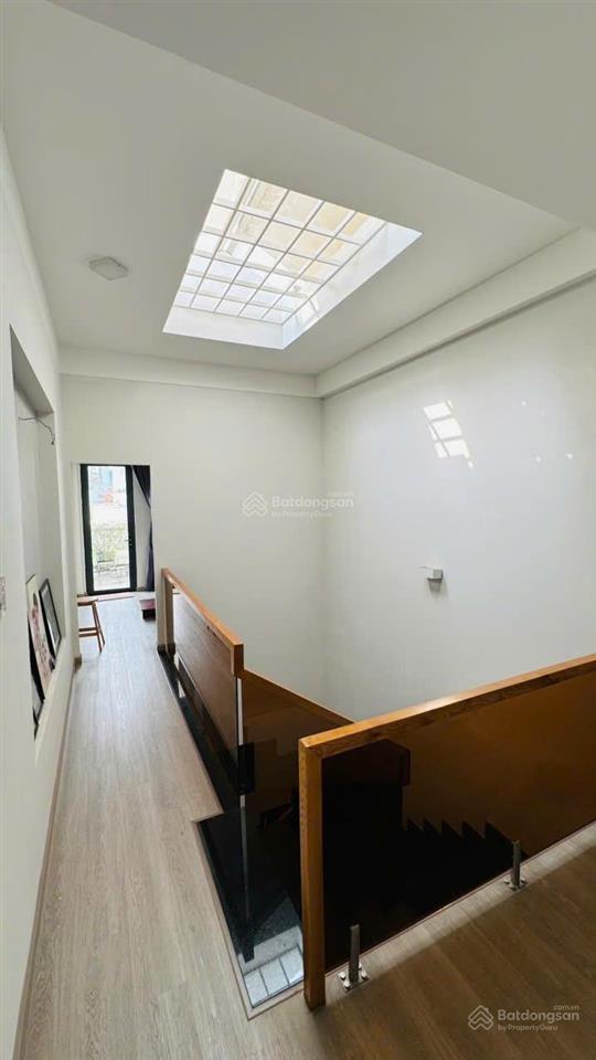 Bán nhà hẻm xe hơi cộng hòa  91m² nội thất đẹp  chỉ 11,95 tỷ thương lượng 0932 903 ***