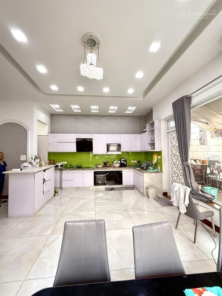 Gấp bán biệt thự nguyễn cảnh dị  vip sân bay  142m2  nội thất đẹp   xem nhà ngay 0932 903 ***