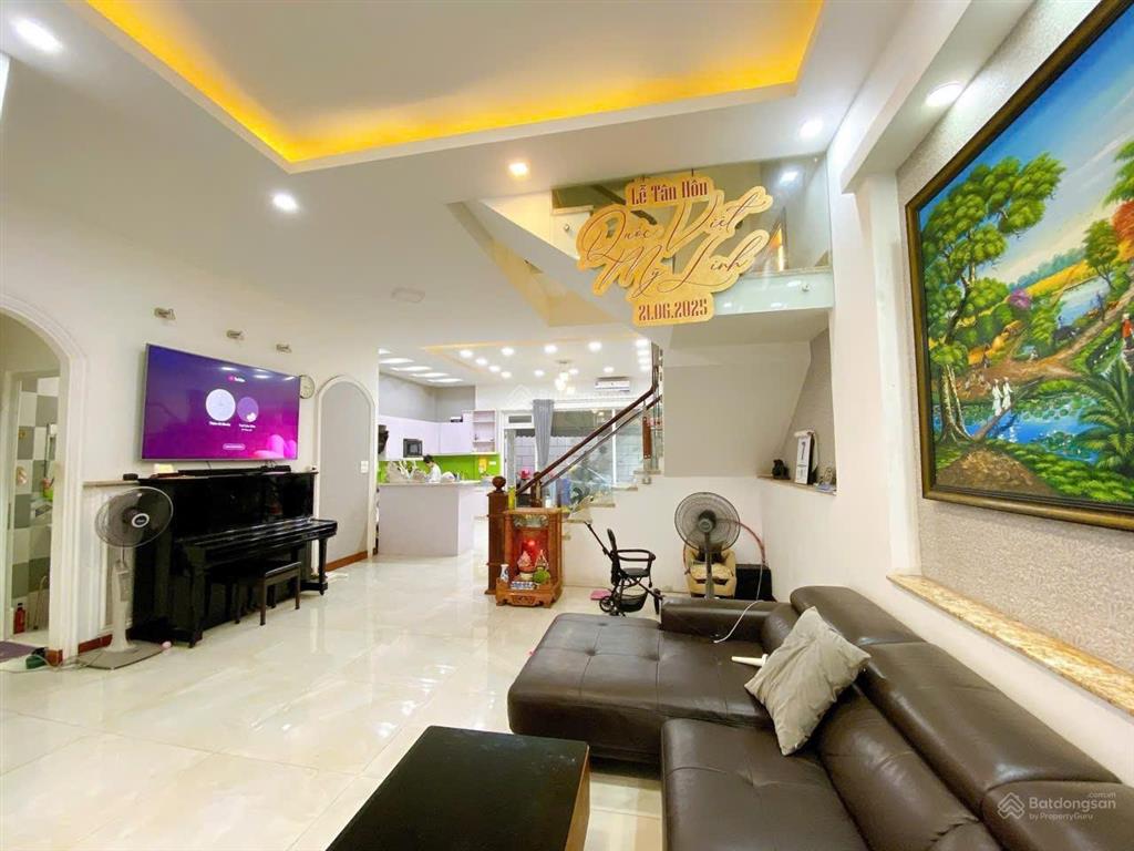 Siêu phẩm ngay sân bay tân sơn nhất  142m²(7x21m) chỉ 21,9 tỷ (tl)  0932 903 ***