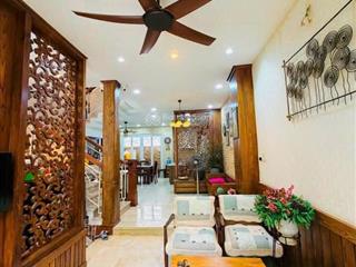 Cực hiếm nhà vô cùng đẹp hẻm ô tô quay đầu đường c1  90m2  đến ngày định cư