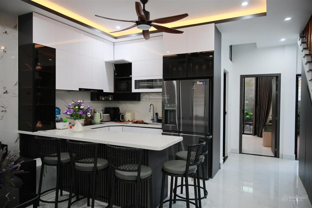 Bán nhà riêng hai tầng ở hội an. cách trung tâm phố cổ 57ph chạy xe máy. cách biển cửa đại 4km.