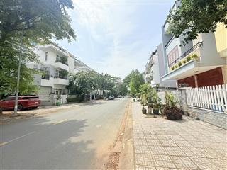 Bán biệt thự gia hoà, phước long b, quận 9. dt 154m2 / 21,5 tỷ.  0966 701 *** mr tấn xem nhà