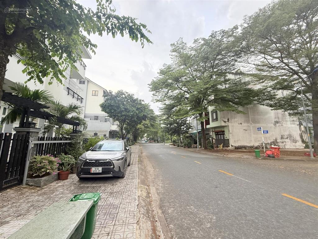 Bán biệt thự gia hoà, phước long b, quận 9. dt 154m2 / 21,5 tỷ.  0966 701 *** mr tấn xem nhà