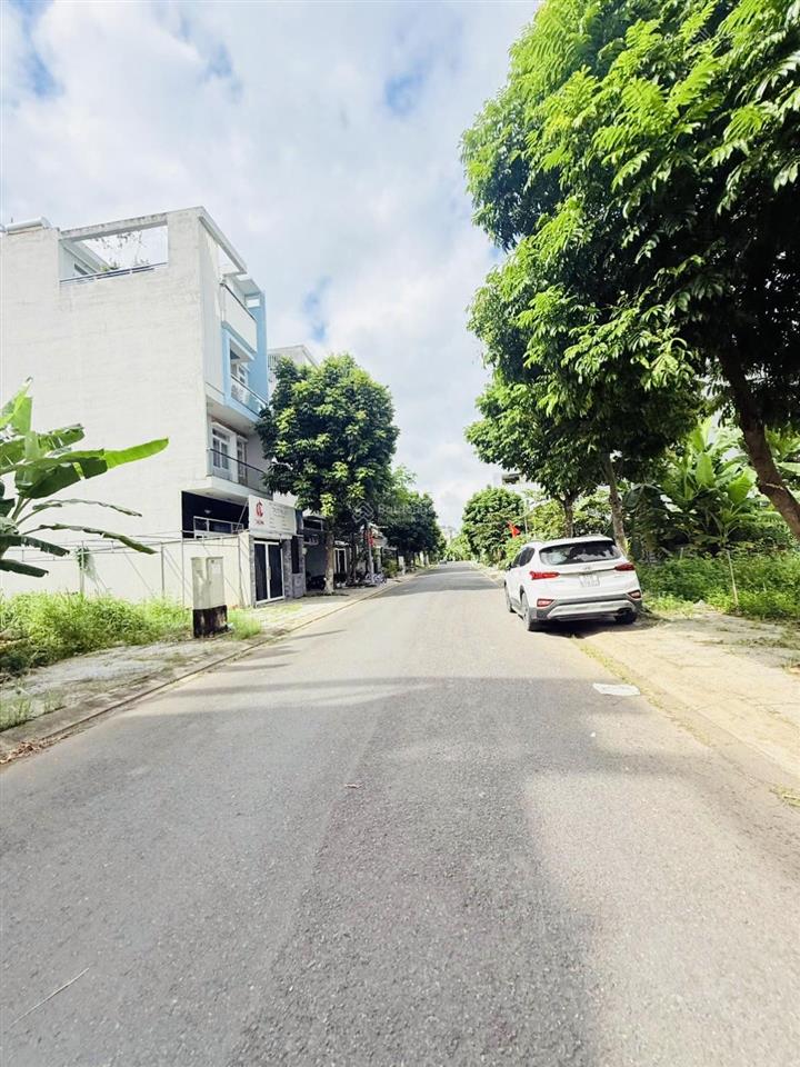 Bán đất nền tại d13, phước long b, quận 9, tp. hcm,dt 97,5 m2, giá bán 8 tỷ