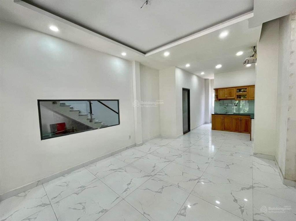 Nhà góc 2 mặt tiền hẻm 6m, dt 92.5m2/ giá 9.8 tỷ  0966 701 *** mr tấn xem nhà