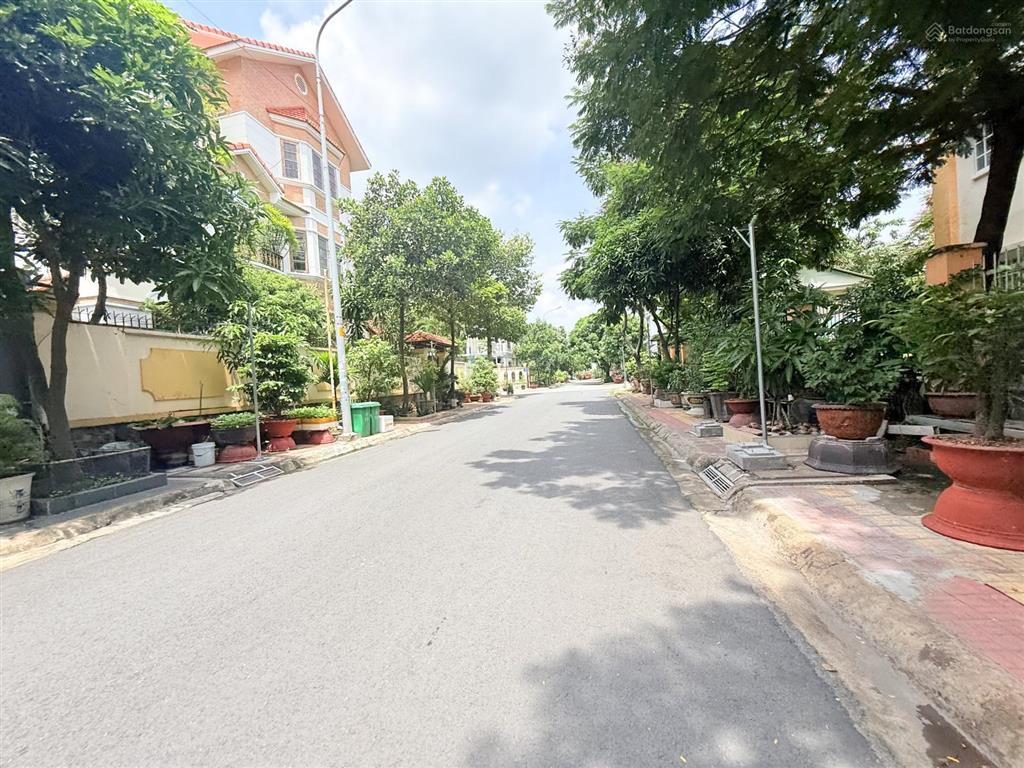 Nhà mặt tiền đường lll (30m) kdc khang điền, phường phước long, tphcm. dt 156m2, giá chỉ 20 tỷ tl