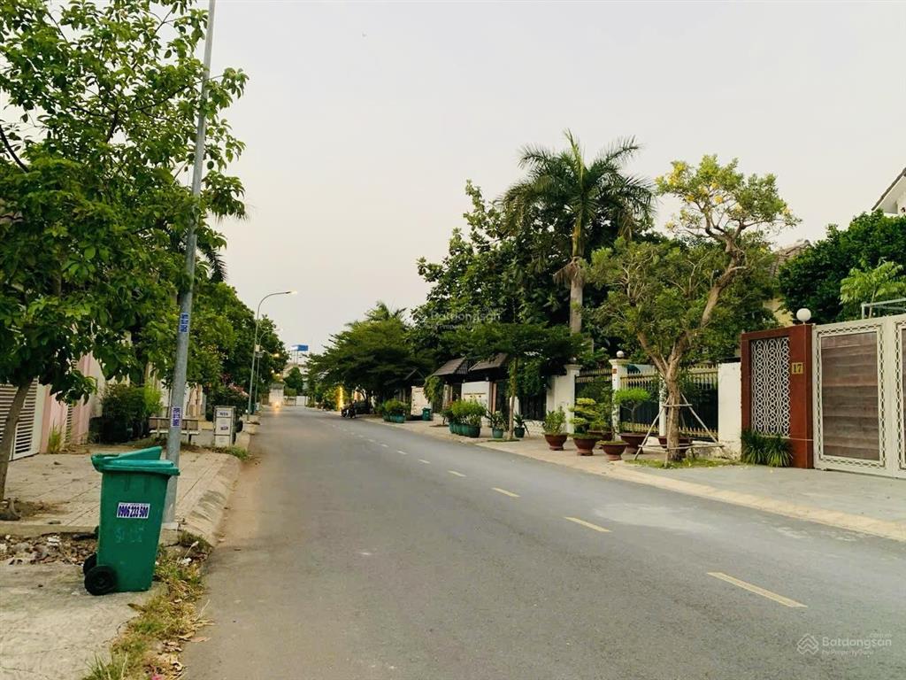 Bán nhà mặt tiền đường huy cận, phước long b, tphcm. diện tích 100m2, sàn 311m2, 18,5 tỷ