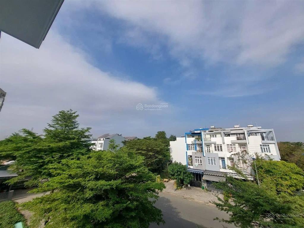 Bán nhà mặt tiền đường huy cận, phước long b, tphcm. diện tích 100m2, sàn 311m2, 18,5 tỷ