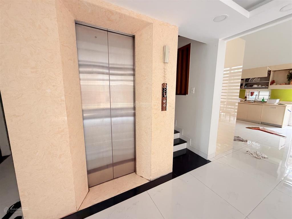 Cho thuê nhà riêng 200m2, giá ưu đãi 25 triệu tại đỗ xuân hợp, phường phước long, hồ chí minh