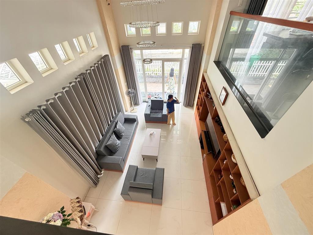 Cho thuê nhà riêng 200m2, giá ưu đãi 25 triệu tại đỗ xuân hợp, phường phước long, hồ chí minh