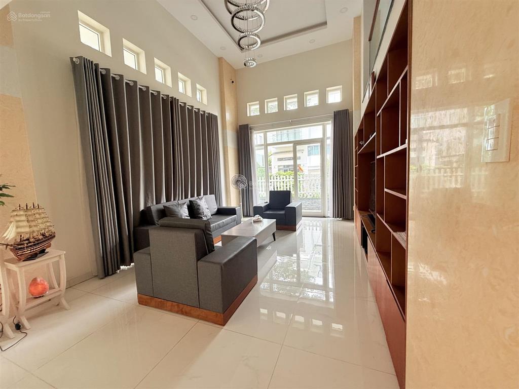 Cho thuê nhà riêng 200m2, giá ưu đãi 25 triệu tại đỗ xuân hợp, phường phước long, hồ chí minh