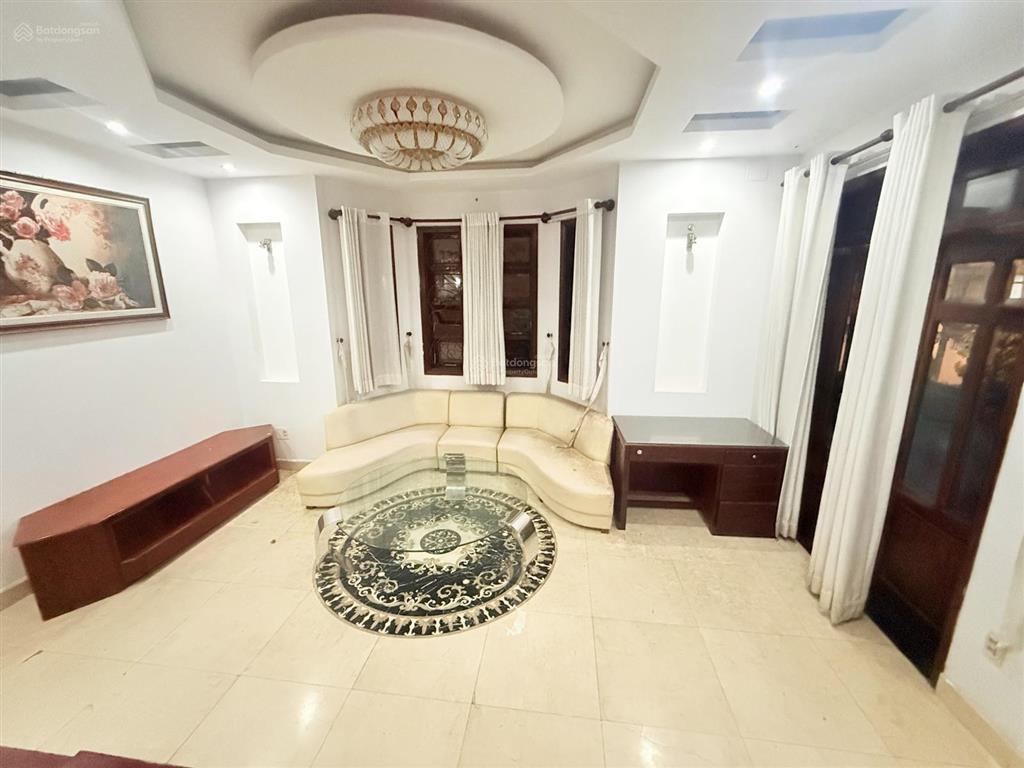 Cho thuê nhà phố 200m2, 4pn, 5wc tại đường 11, p. phước long, hồ chí minh, giá 22 triệu/1 tháng