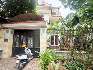 Cho thuê nhà phố 200m2, 4pn, 5wc tại đường 11, p. phước long, hồ chí minh, giá 22 triệu/1 tháng
