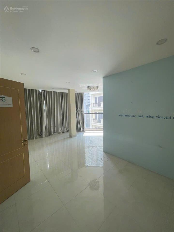 Chính chủ cho thuê văn phòng, kinh doanh online 50m2 6tr tại 30 ngô thì nhậm.  0989 344 ***