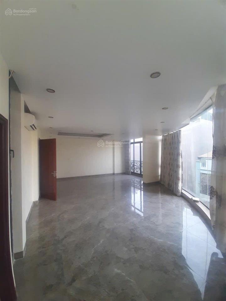 Chính chủ cho thuê văn phòng 50m2 chỉ 6,5tr  sen 0989 344 ***