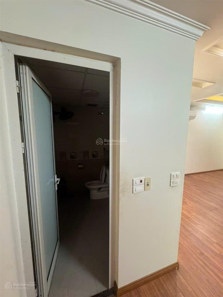 Chính chủ cho thuê văn phòng tại kđt văn phú, 8 triệu, 70m2.  0937 936 ***
