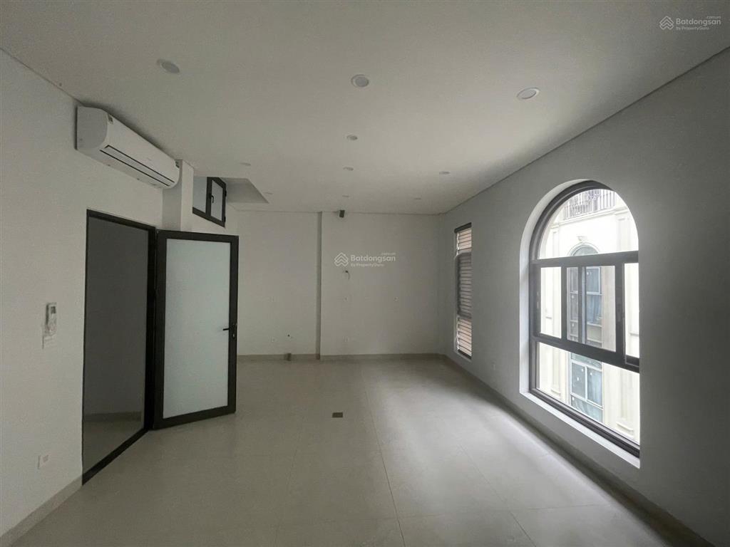 Chính chủ cho thuê văn phòng him lam vạn phúc từ 91m2 đến 102m2 chỉ 13tr 0937 936 ***