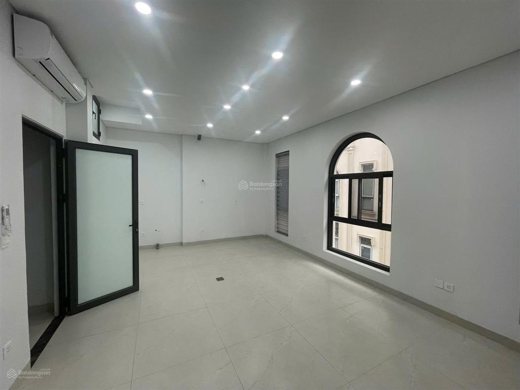 Chính chủ cho thuê văn phòng him lam vạn phúc từ 91m2 đến 102m2 chỉ 13tr 0937 936 ***