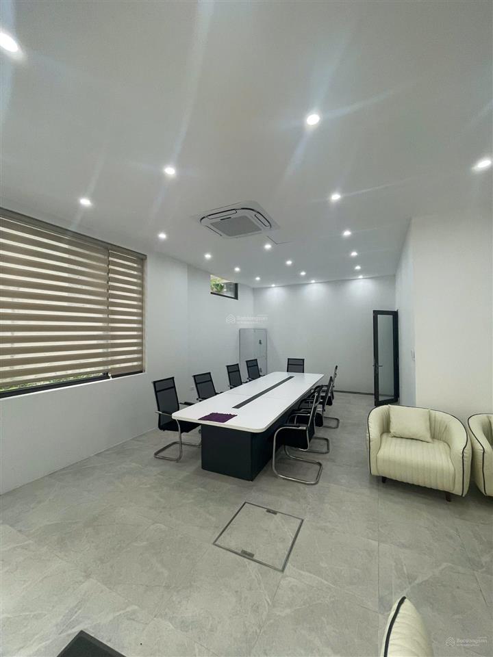 Chính chủ cho thuê văn phòng him lam vạn phúc từ 91m2 đến 102m2 chỉ 13tr 0937 936 ***