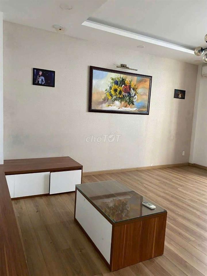 Nhà Phố 3 tầng 5 phòng ngủ 6 tolet sổ hồng chính chủ
