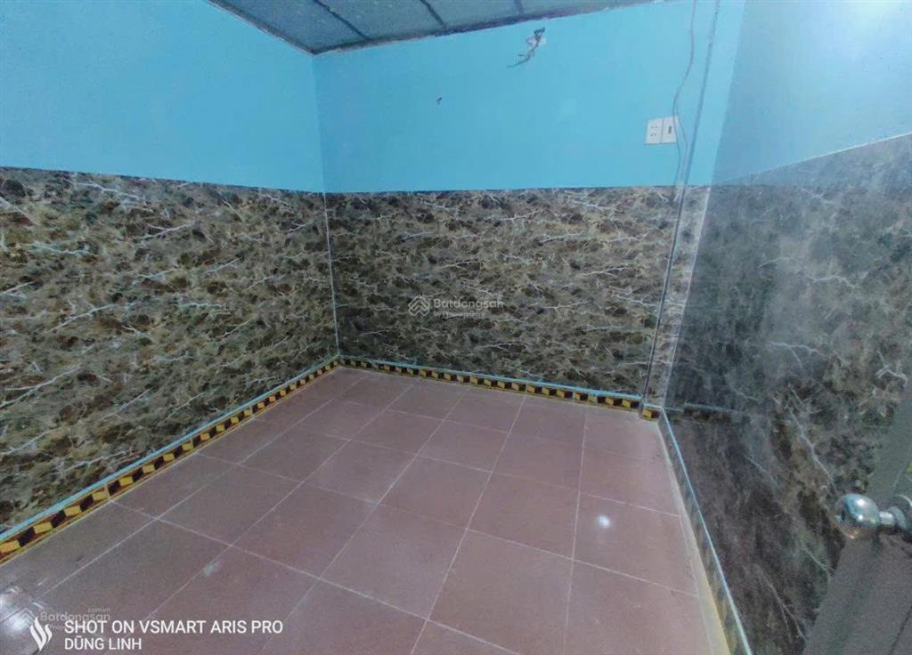 Nhà 76,4 m2  shr  đường 5m  cách đường lớn 150m, gần trường  tại phường thới an  tp. hcm